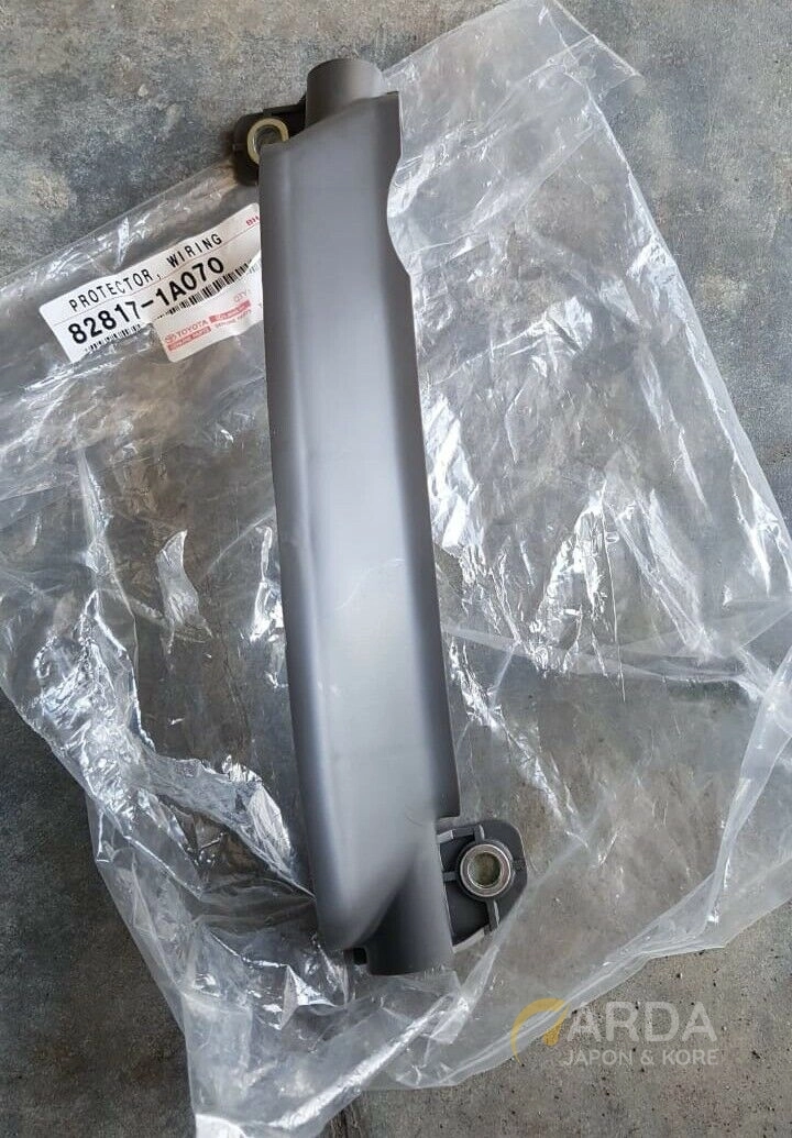 TOYOTA COROLLA KABLO KANALI KAPAĞI 1993-2000 